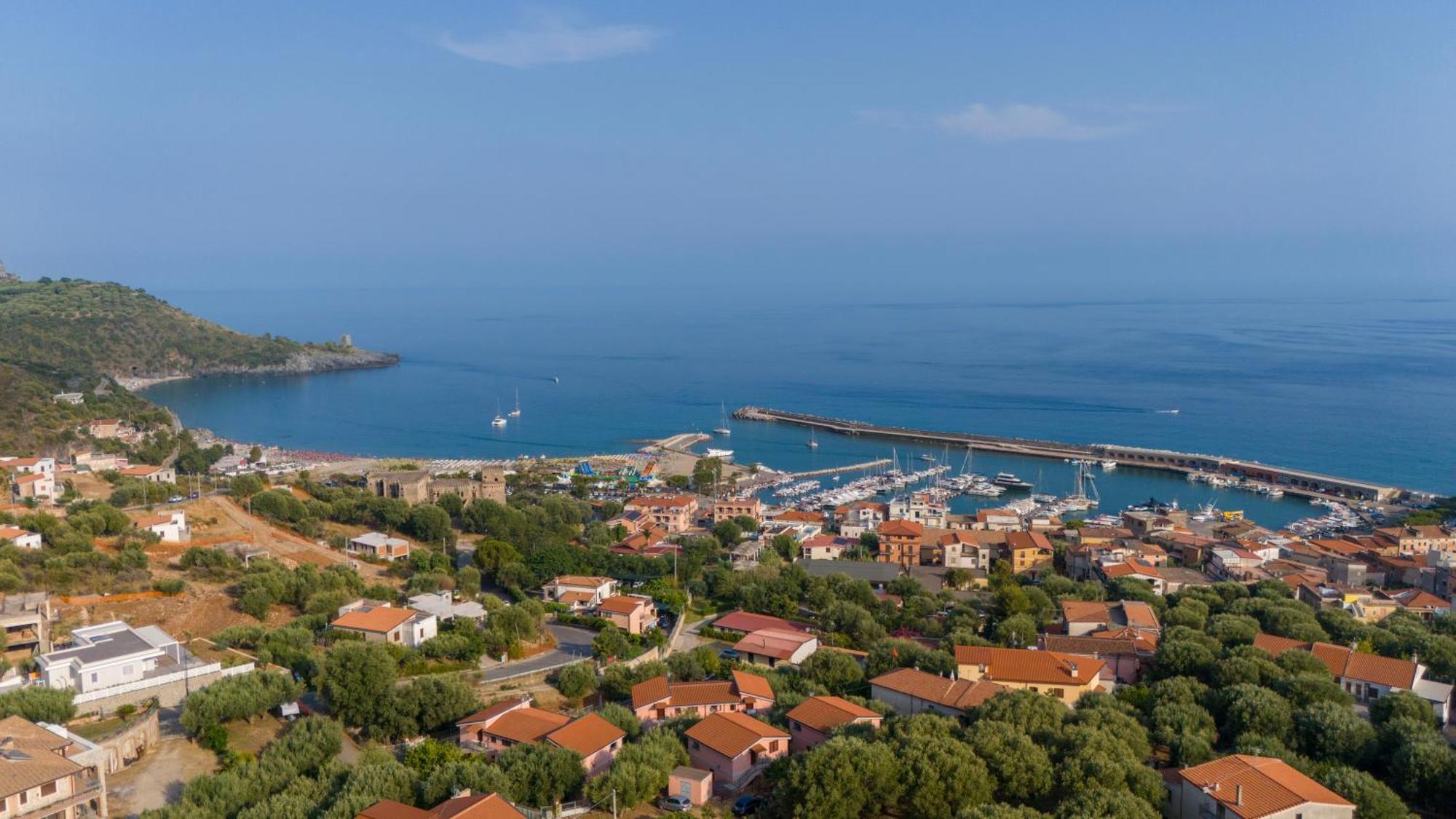 Villa Nonno Alfonso Marina di Camerota Bagian luar foto